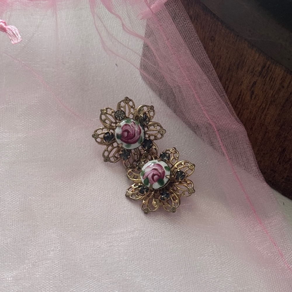 Guilloche Floral Rose Scatter Pins